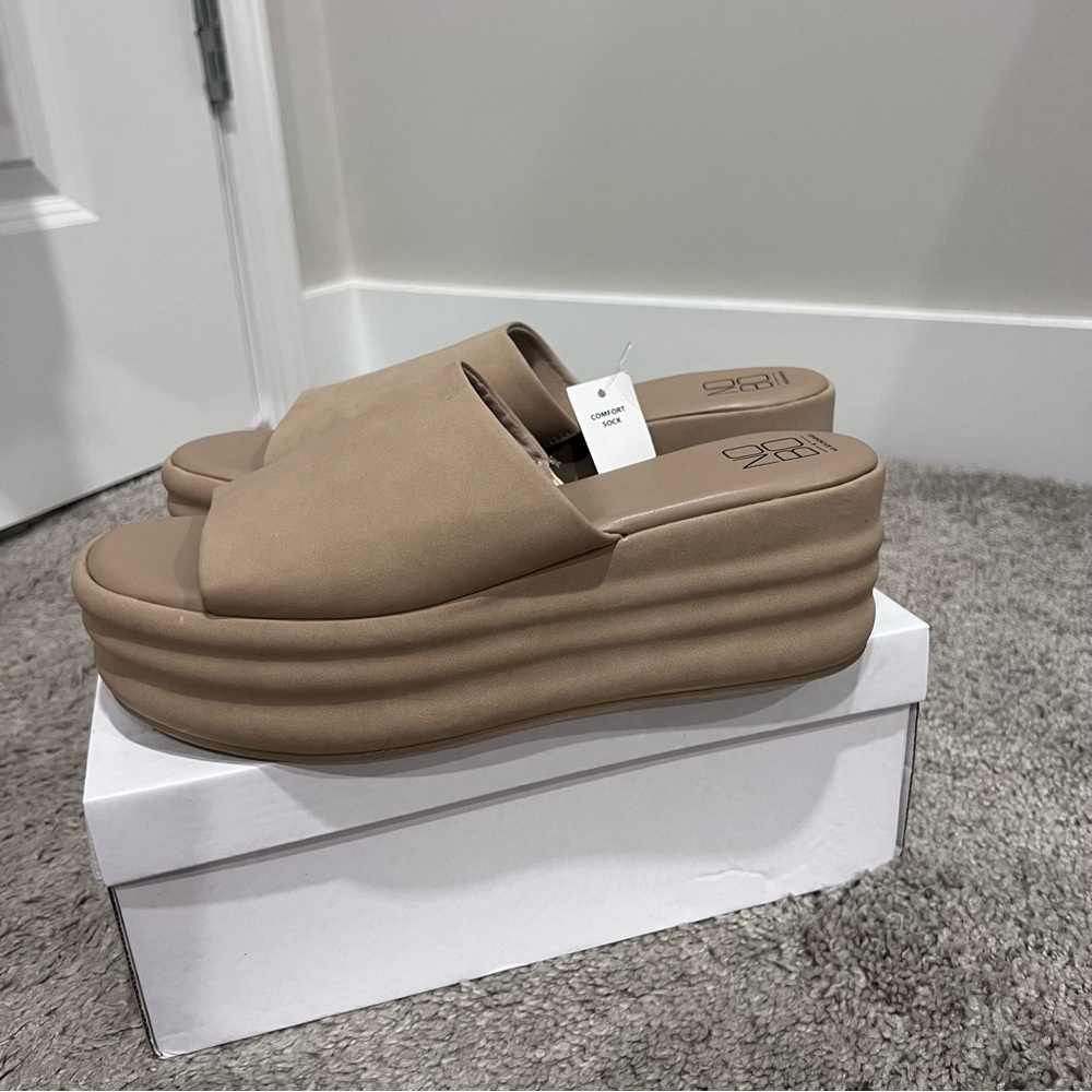 Nude Platform Sandal!